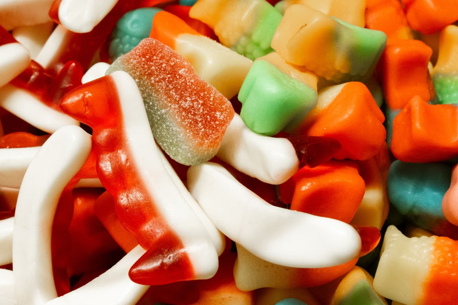 Gummy Vitamins: Where Supplement Formulation Gets Difficult — technical article from Halal Gelatin
